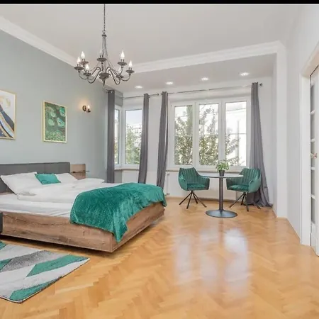 Malila Premium Cracow Rtm Zbigniewa Dunin Wasowicza 4 * Kraków