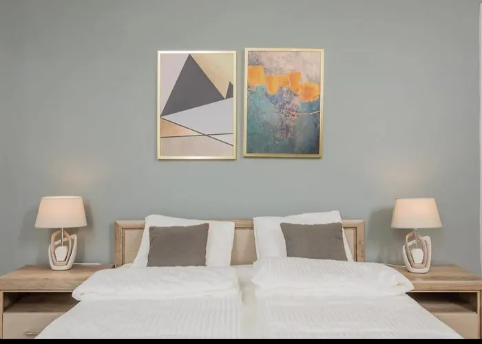 Malila Premium Cracow Rtm Zbigniewa Dunin Wasowicza 4 Краков