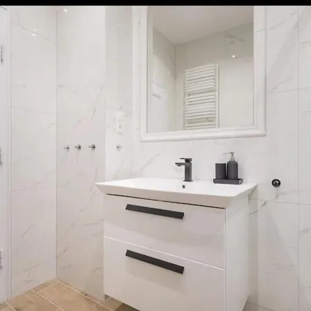 شقة Malila Premium Cracow Rtm Zbigniewa Dunin Wasowicza 4 *